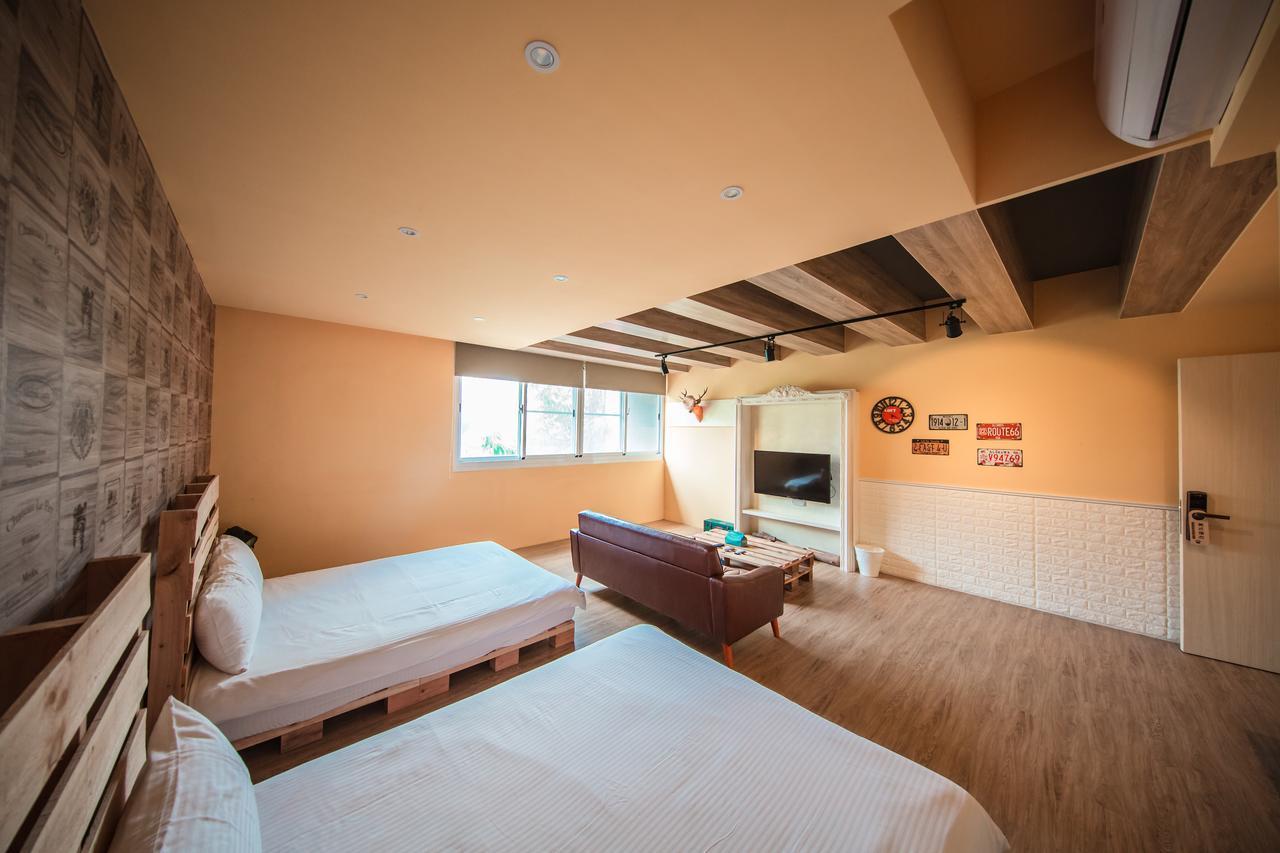 Urban Apartment Kaohsiung Exterior photo