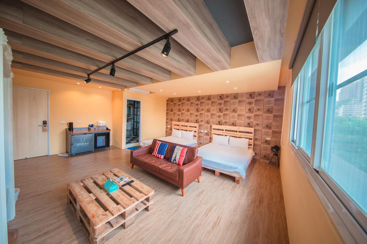 Urban Apartment Kaohsiung Exterior photo